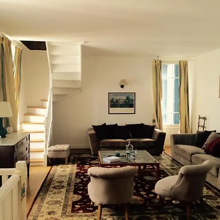 Experience Exquisite Apartament Wersal